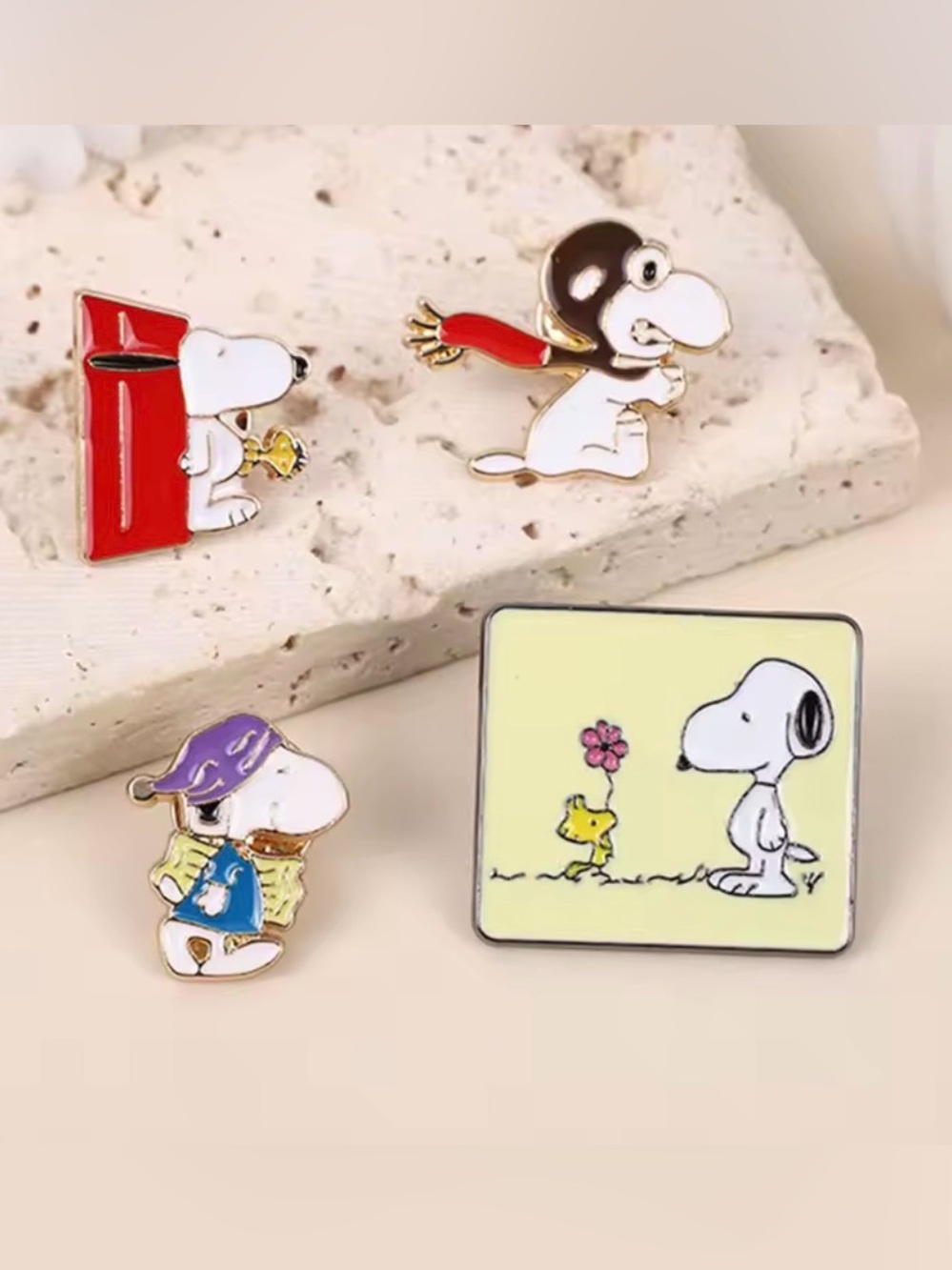 Lot of 4 Peanuts Snoopy Enamel Pins Cute Cartoon Brooch Badge Jewelry Gift Set